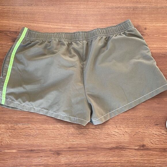 GREAT OUTDOORS BY MERRILL AND FORBES WOMEN SHORTS - Picture 4 of 8